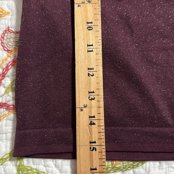 All In Motion size small pullover long sleeve tight fit cropped active top shiny - Picture 4 of 10